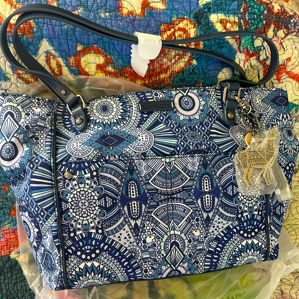 New Sakroots Metro Tote Eco-Twill Navy & White Wanderlust Print & Lama Keychain